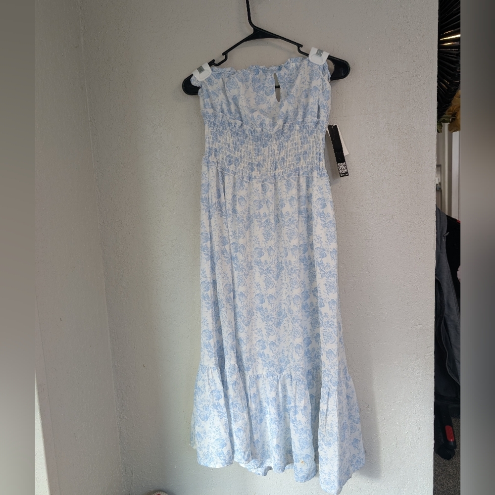 Trixxi Floral Strapless Dress XS Blue Keyhole Flowy Lined Boho Coquette Festival